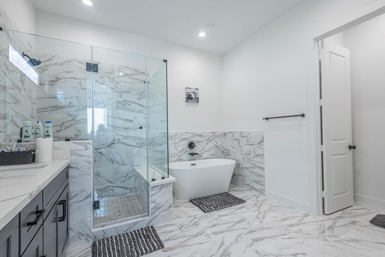 Luxury 3Br, Ks Bed Mins Away 4Rm Dtown, Med Ctr Villa Houston Kültér fotó